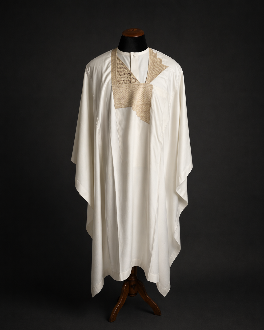 Cream Agbada Jakan 3/4 Sleeve