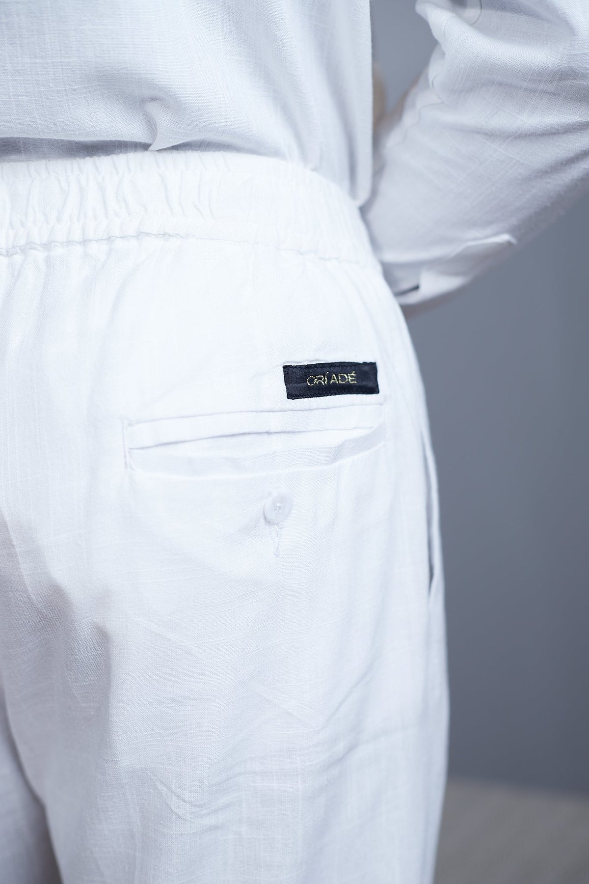 Orí Adé white mandarin-collar linen shirt and matching drawstring trousers — alternate view